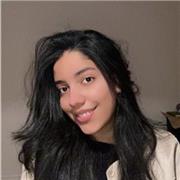 étudiante qui offre des séances du tutorat en anglais